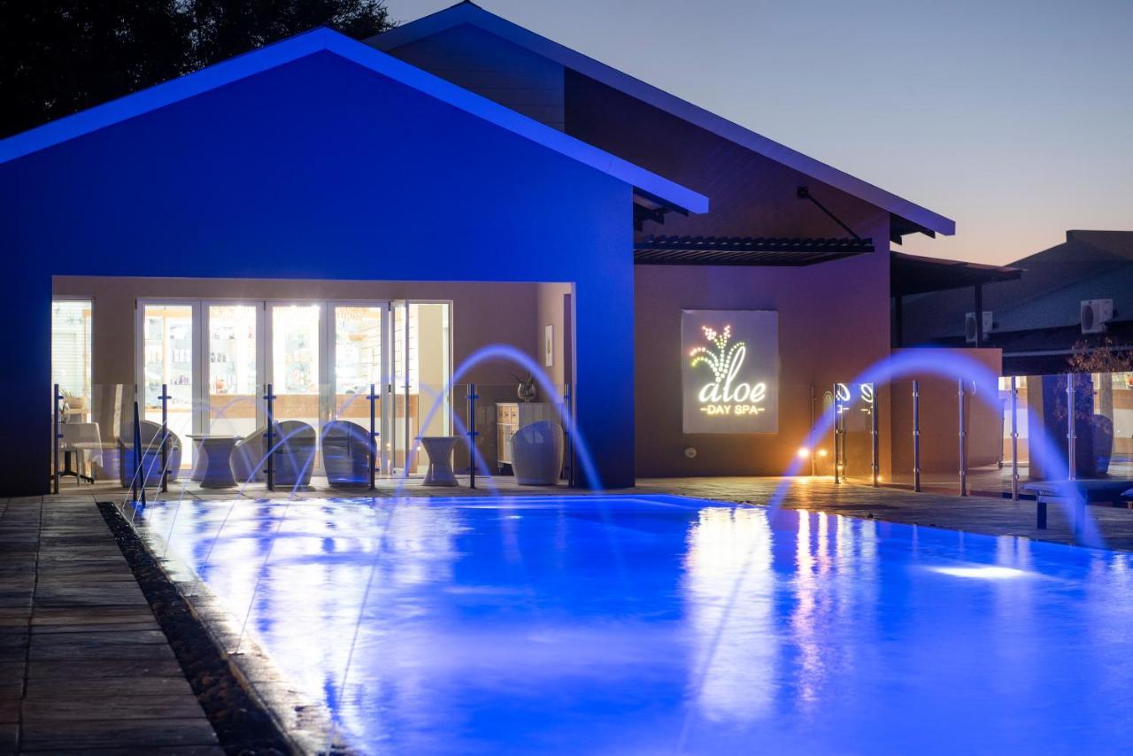Lephalale Palm Park Hotel מראה חיצוני תמונה