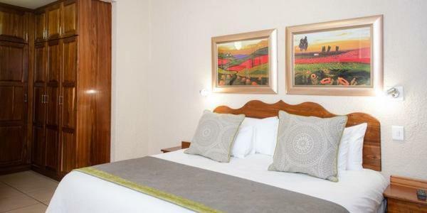 Lephalale Palm Park Hotel מראה חיצוני תמונה